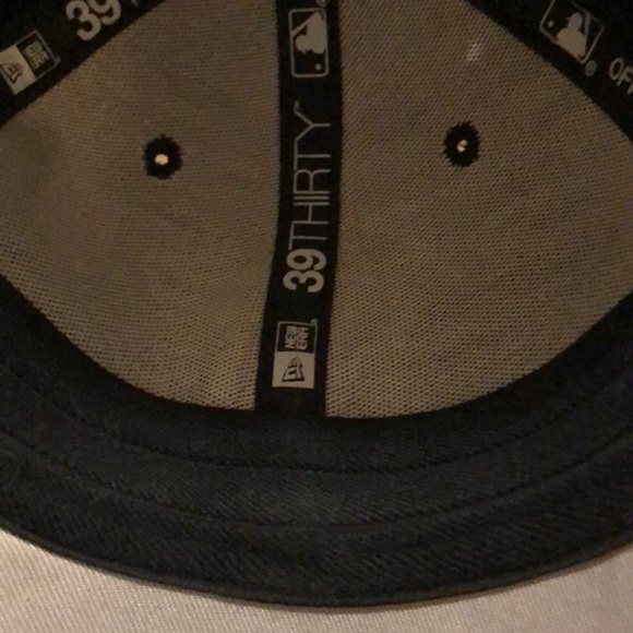 NY Yankees Official Batting Practice Hat - Picture 7 of 9